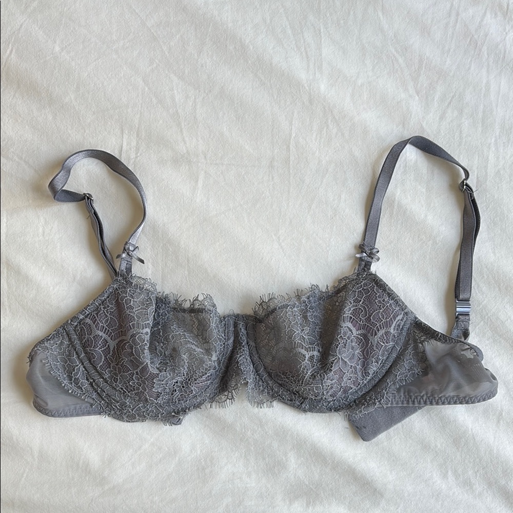Victoria’s Secret Dream Angels Wicked Unlined Lace Balconette Bra